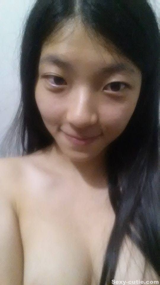 Asian Boobs Amateur Selfie - Asian Boobs Pictures: Cute Pinay Amateur Teen Selfie Leaked